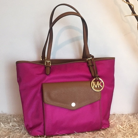 Michael Kors Jet Set Nylon Large Pocket Tote - Picture 3 of 16